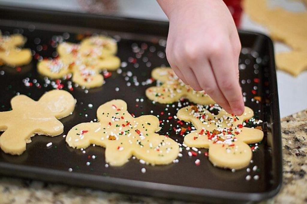 Christmas-cookies_Wikimedia